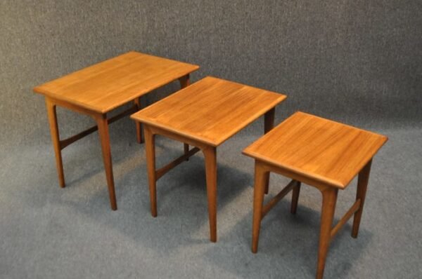 Sidetables